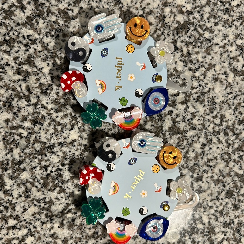 Super Cute 2 PiperK hair clips